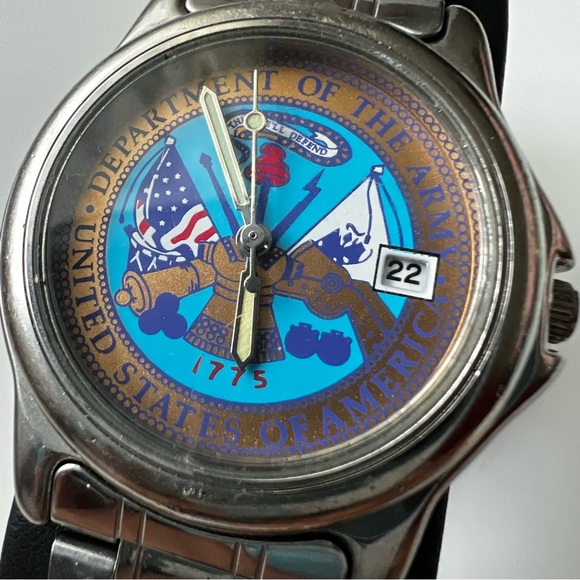 Accutime Vintage USA Department of the Army Silver Men’s Watch (Tested/Working) - Picture 3 of 7